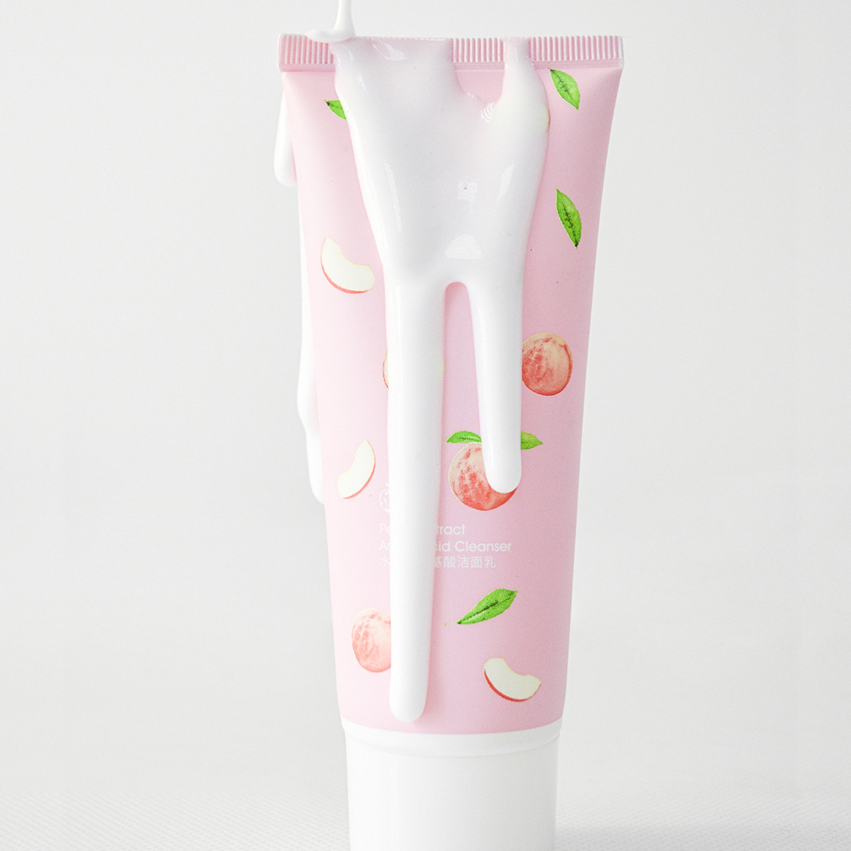 Очищаюча пінка з персиком BIOAQUA Peach Acid Cleanser