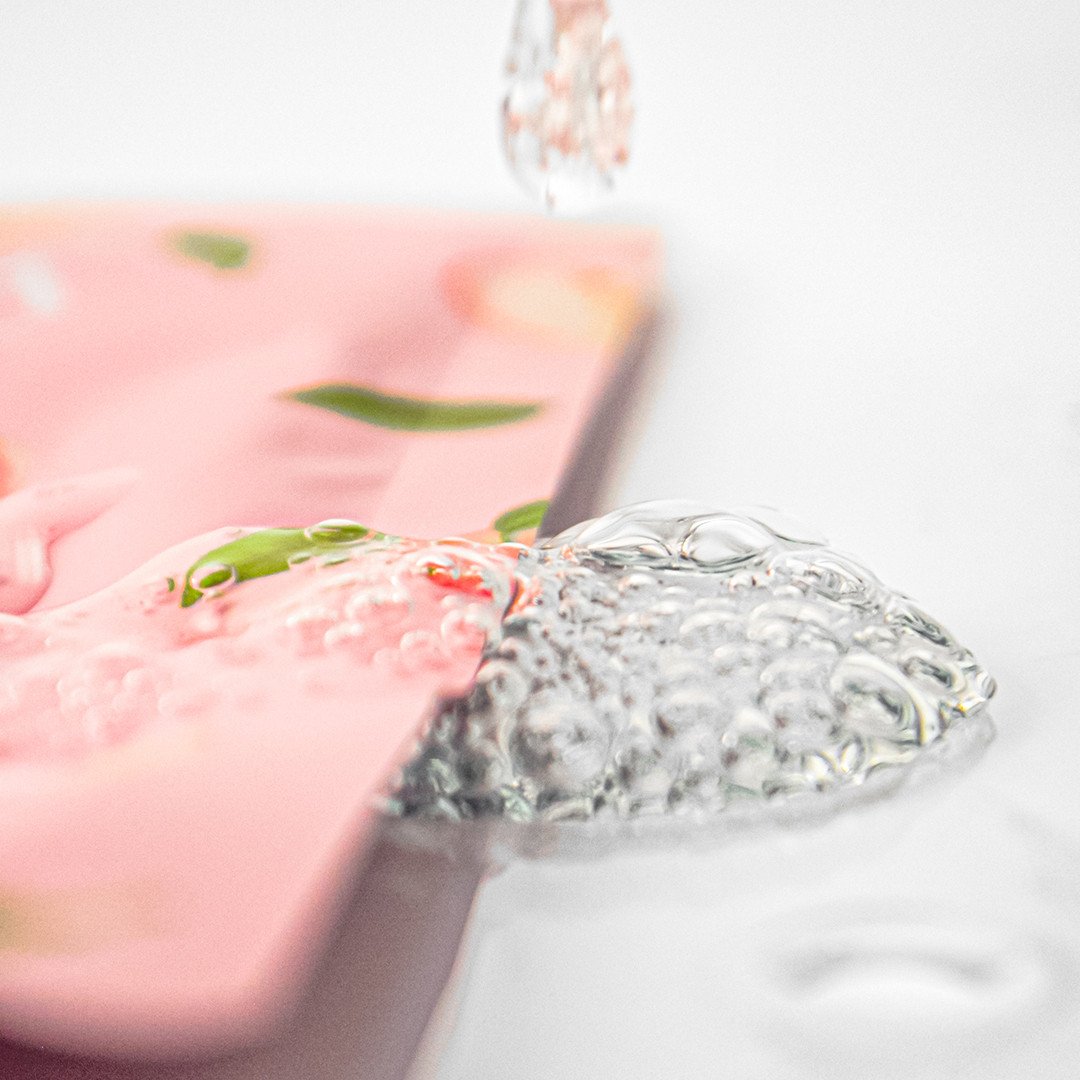 Тканинна маска з персиком BIOAQUA Peach Extract Hexapeptide Extract