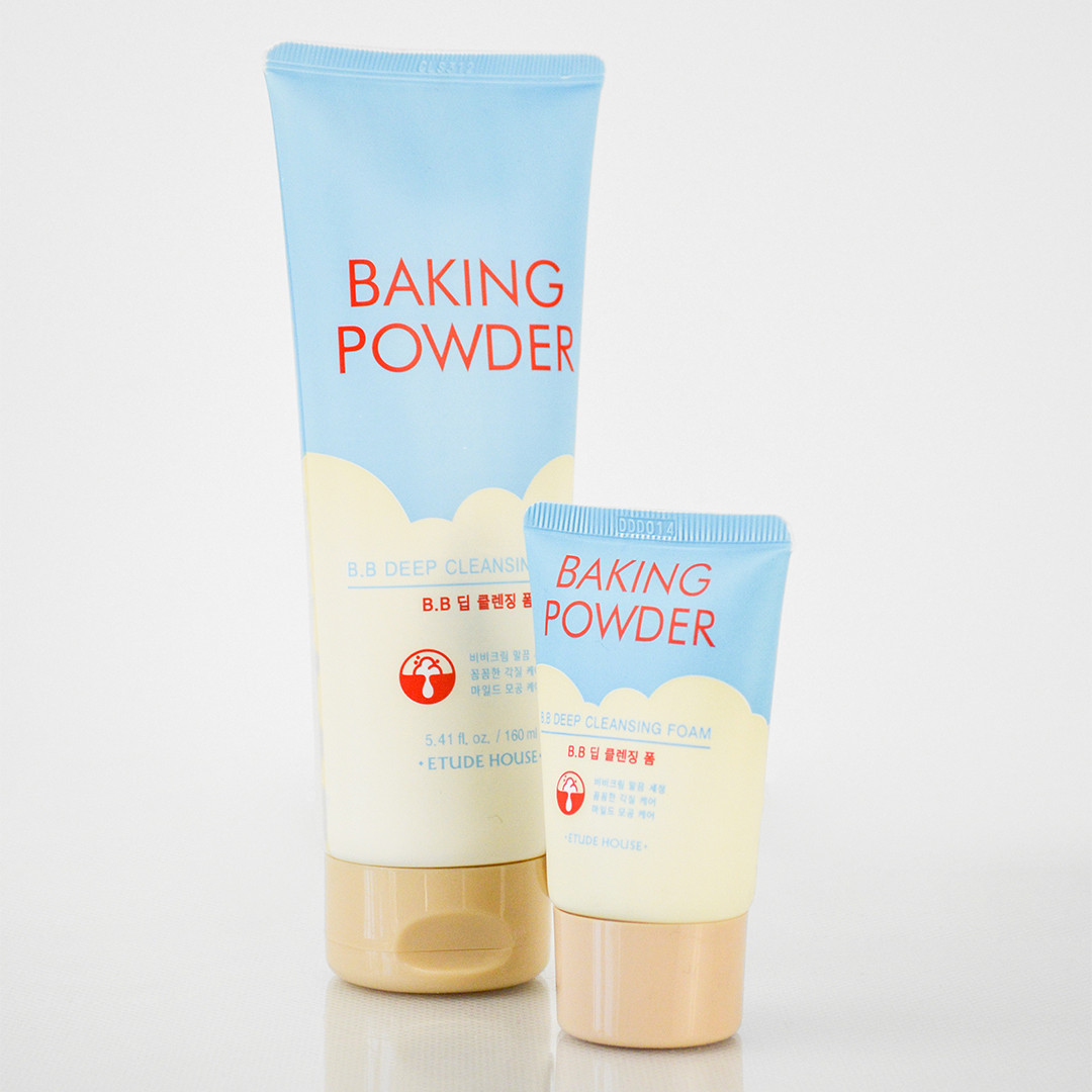 Пенка от черных точек Etude House Baking Powder B.B Deep Cleansing Foam (30 мл)