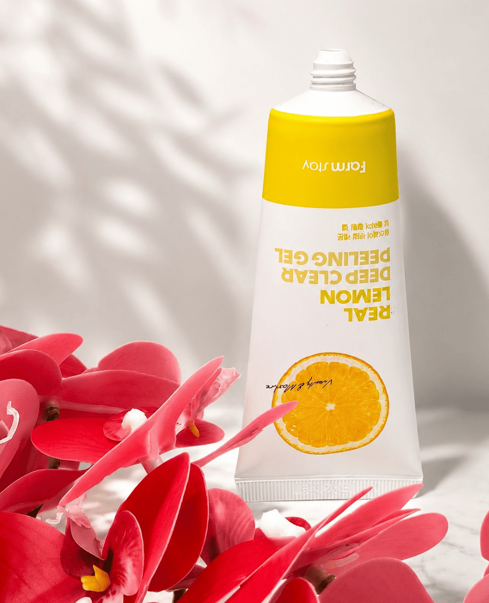 Пілінг-скатка з лимоном Farm Stay Real Lemon Deep Clear Peeling Gel
