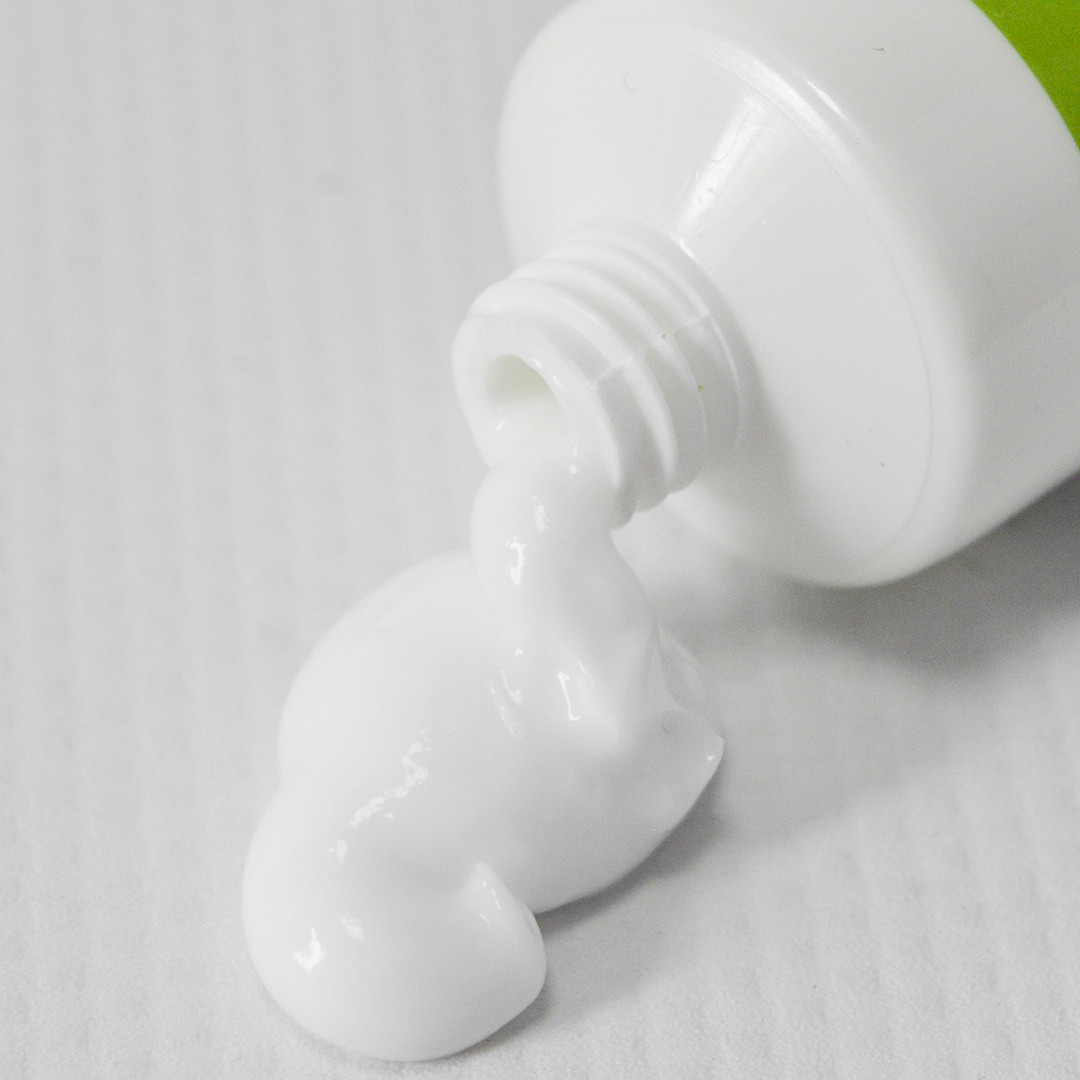 Крем для рук з авокадо BIOAQUA Avocado Handcream Standlant
