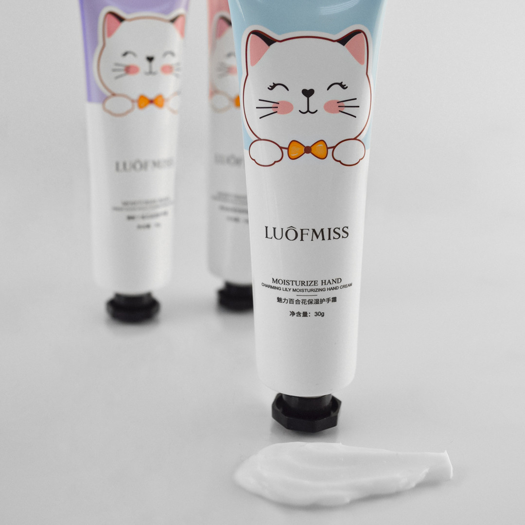 Крем для рук с лилией LUOFMISS Charming Lily Moisturizing Hand Cream
