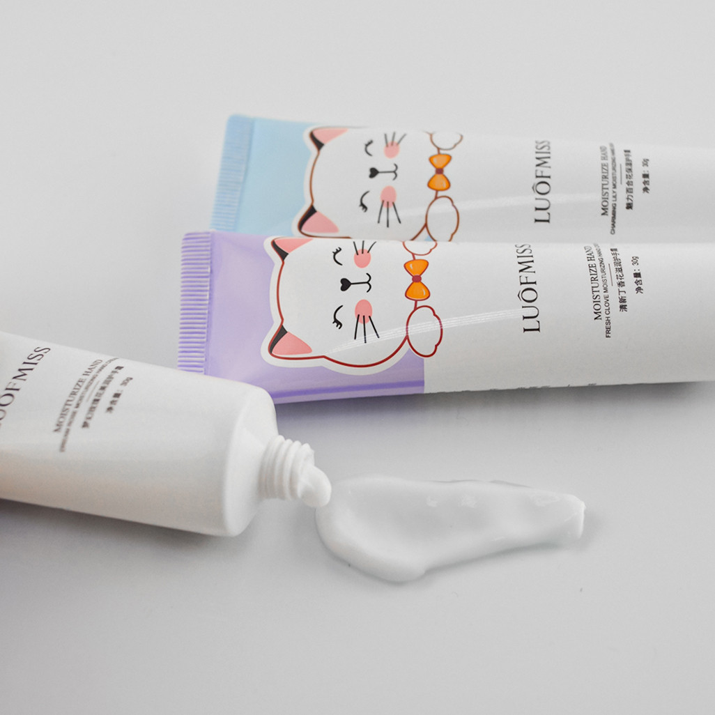 Крем для рук с лилией LUOFMISS Charming Lily Moisturizing Hand Cream