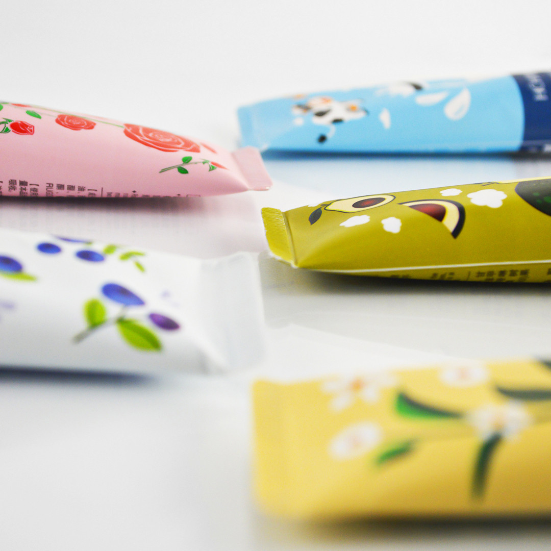Крем для рук з трояндою HCHANA Moisturizing And Smoothing Hand Cream Rose