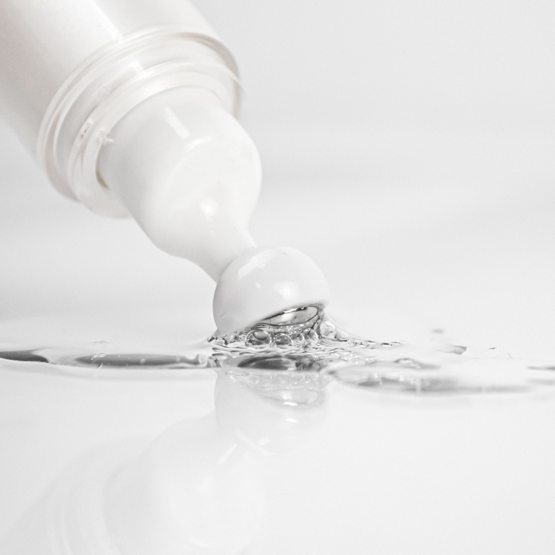 Сыворотка-роллер вокруг глаз VENZEN Peptides Multi Effect Eye Essence