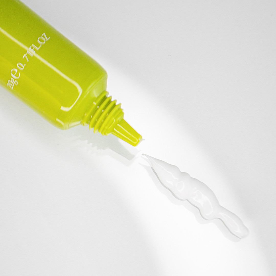 Крем для век с авокадо Advanced Moisturizing Repair Containing Plant Extracts