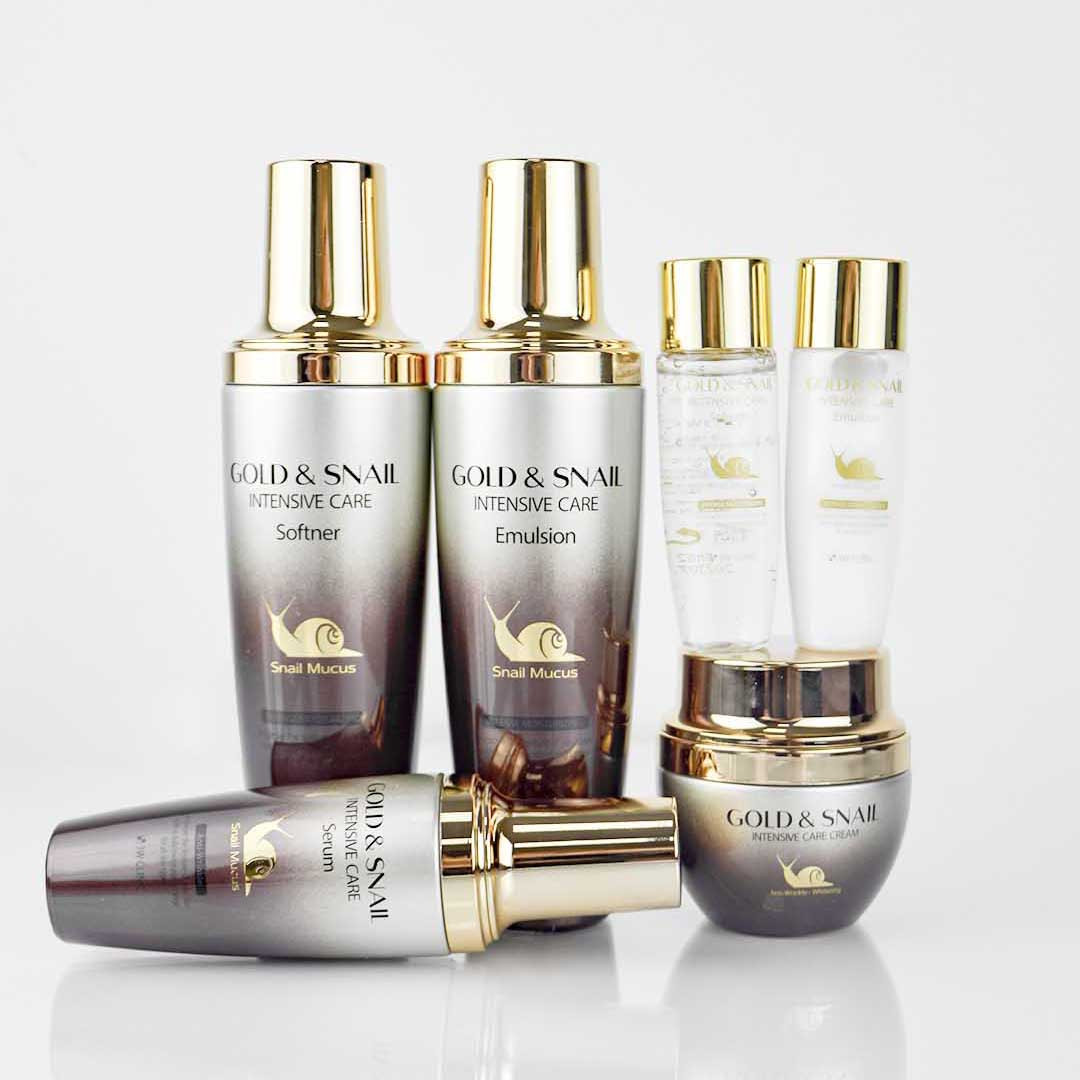 Антивозрастной набор с муцином улитки и золотом 3W Clinic Gold And