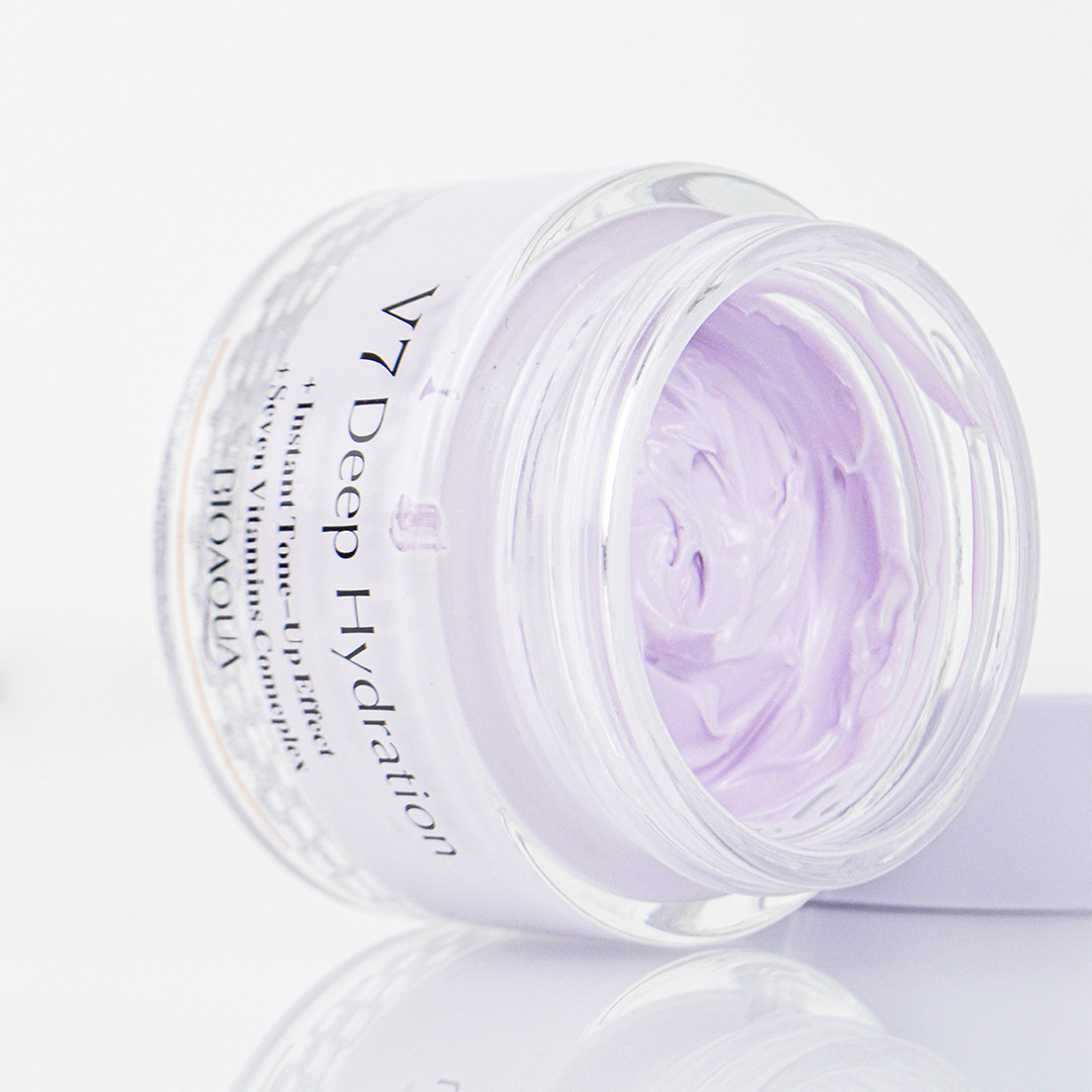 Крем для обличчя з вітамінами BIOAQUA V7 Deep Hydration Beautiful Isolated Lazy Makeup Cream