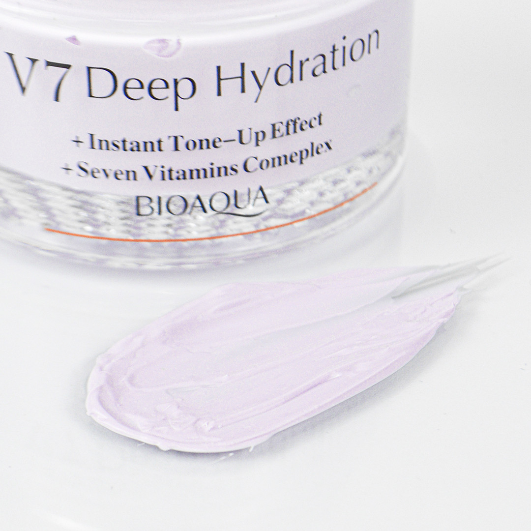 Крем для обличчя з вітамінами BIOAQUA V7 Deep Hydration Beautiful Isolated Lazy Makeup Cream