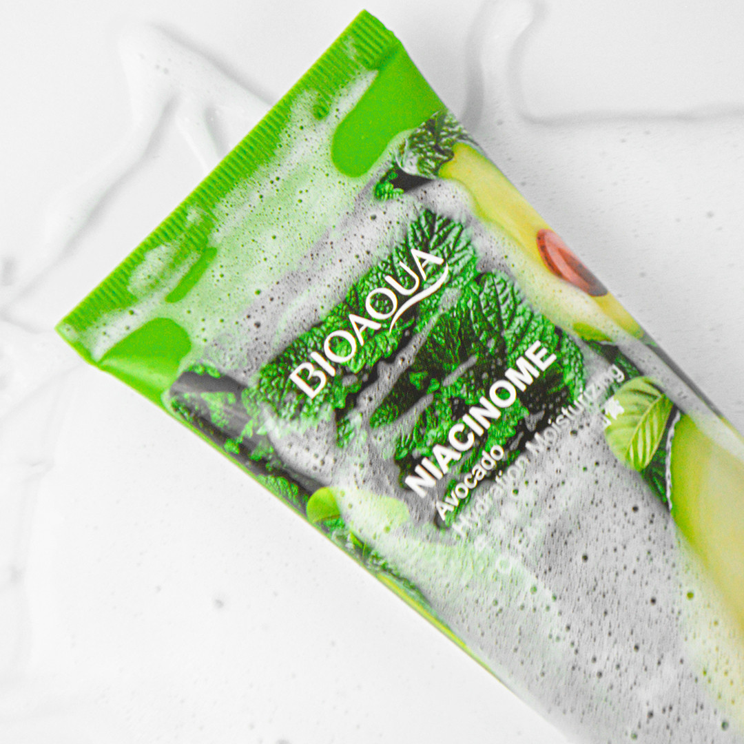 Пенка с авокадо Bioaqua Beautify Avocado Clear Skin Facial Cleanser