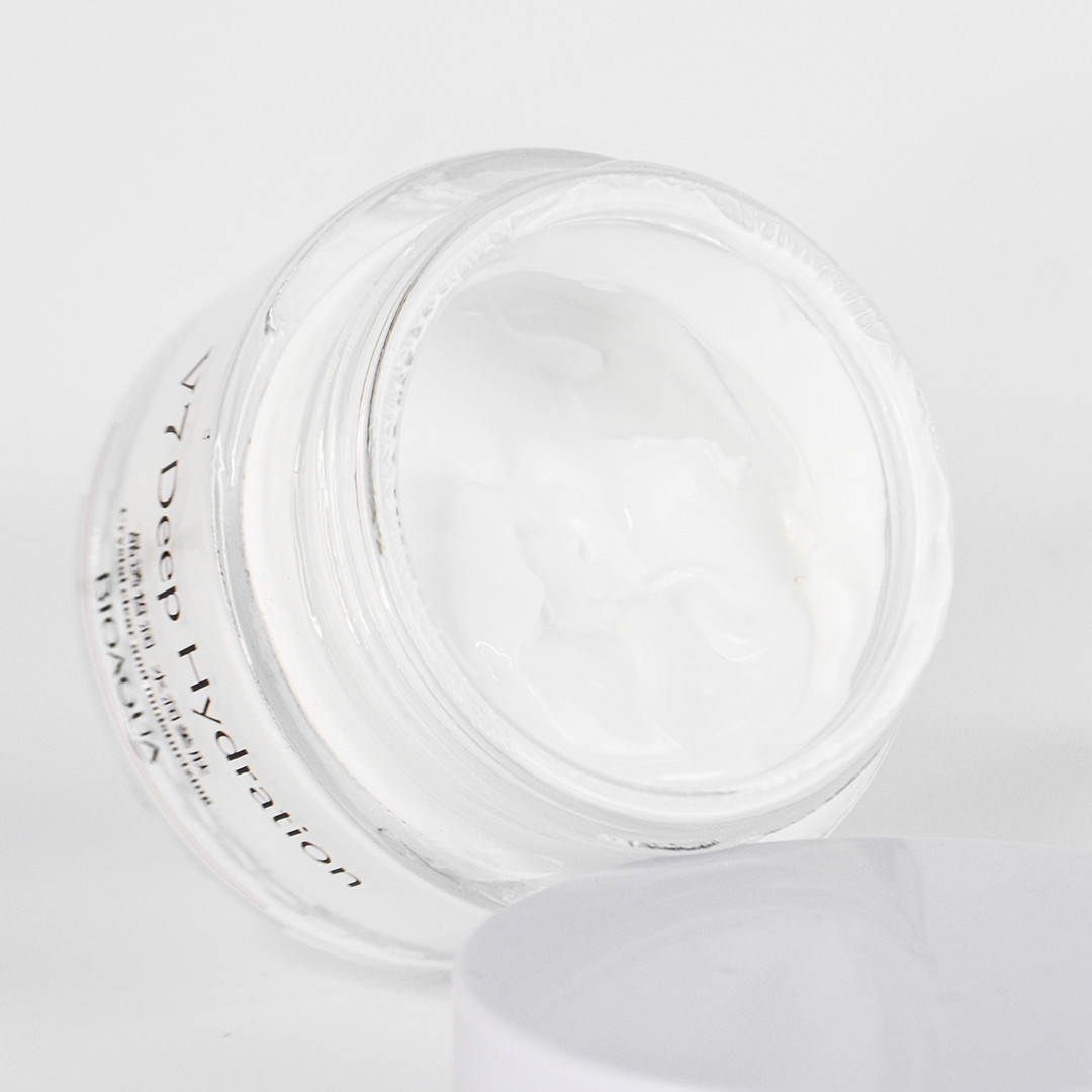 Отбеливающий крем для лица Bioaqua V7 Deep Hydration Crystal Clear Moisturizing Lazy Makeup Cream