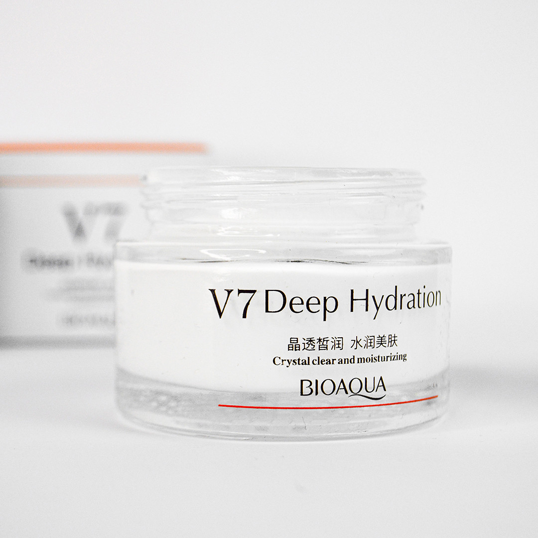Отбеливающий крем для лица Bioaqua V7 Deep Hydration Crystal Clear Moisturizing Lazy Makeup Cream