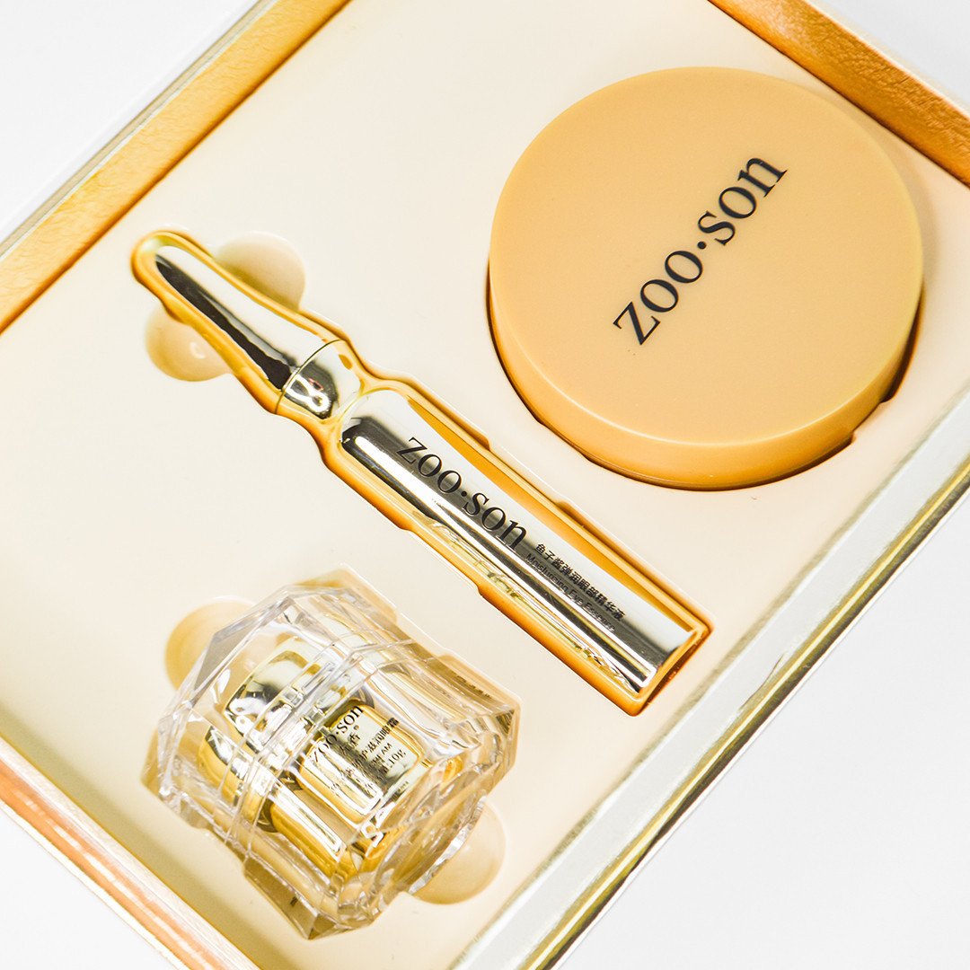 Набір для шкіри навколо очей з екстрактом ікри Zoo:Son Caviar Eye Skin Care Set Of Boxes