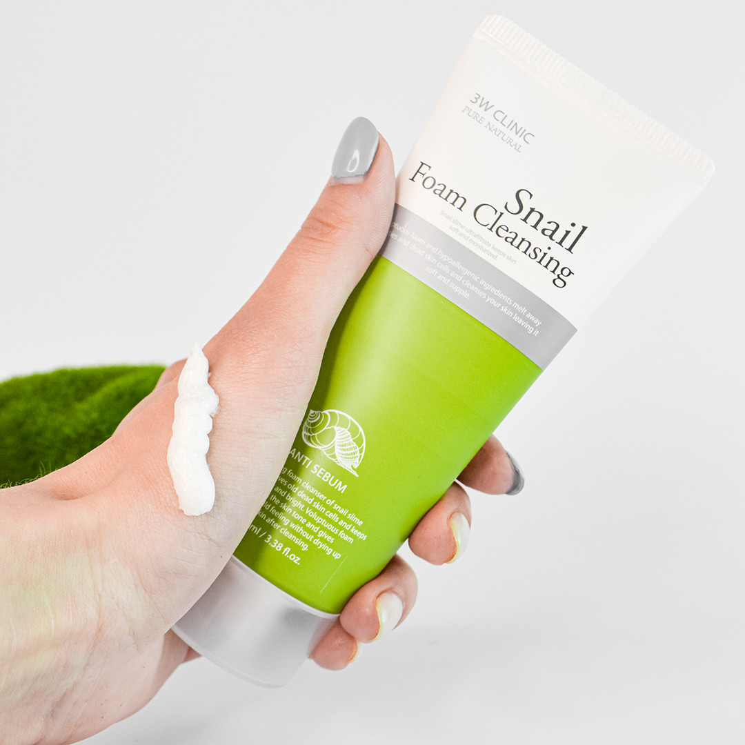 Пінка з муцином равлика 3W Clinic Snail Foam Cleansing