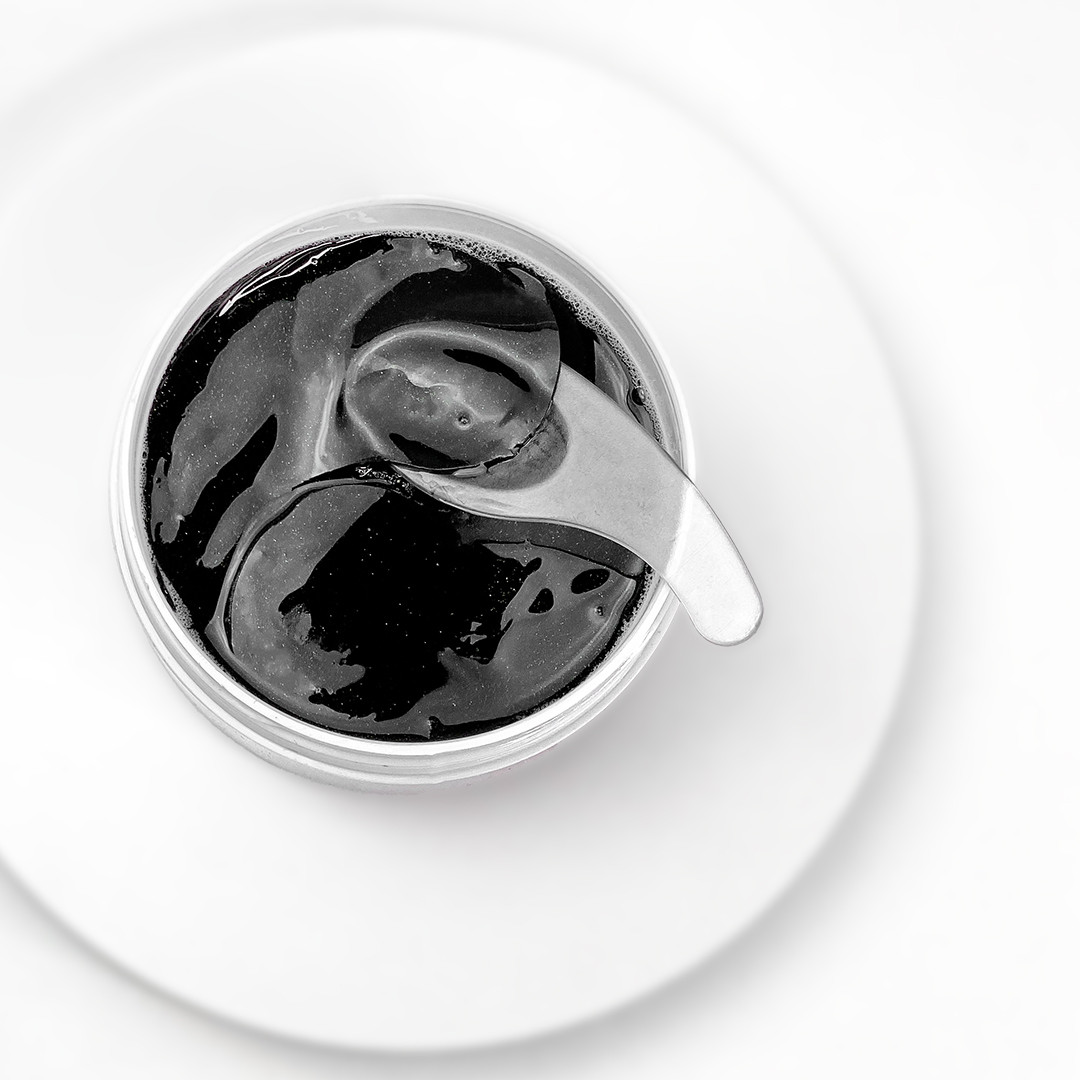 Гидрогелевые патчи с золотом и экстрактом черной икры SERSAN LOVE Black Gold Caviar Eye Mask