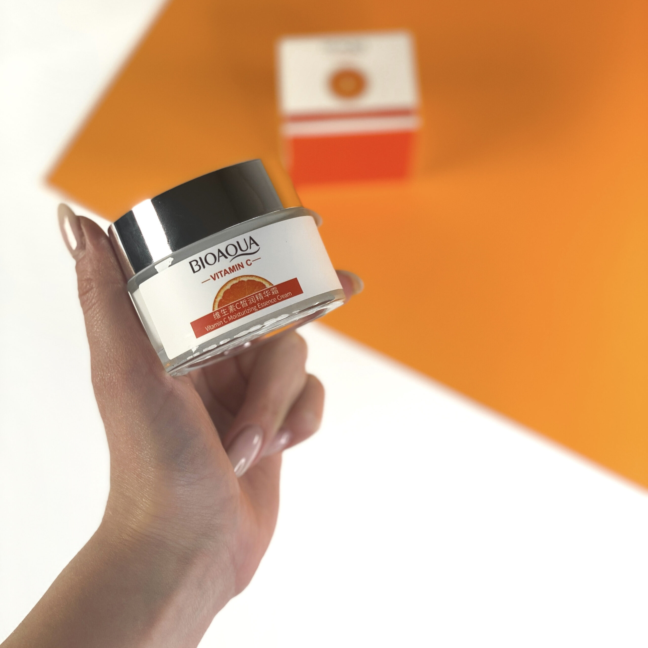 Крем для обличчя з вітаміном С Bioaqua Vitamin C Moisturizing Essence Cream