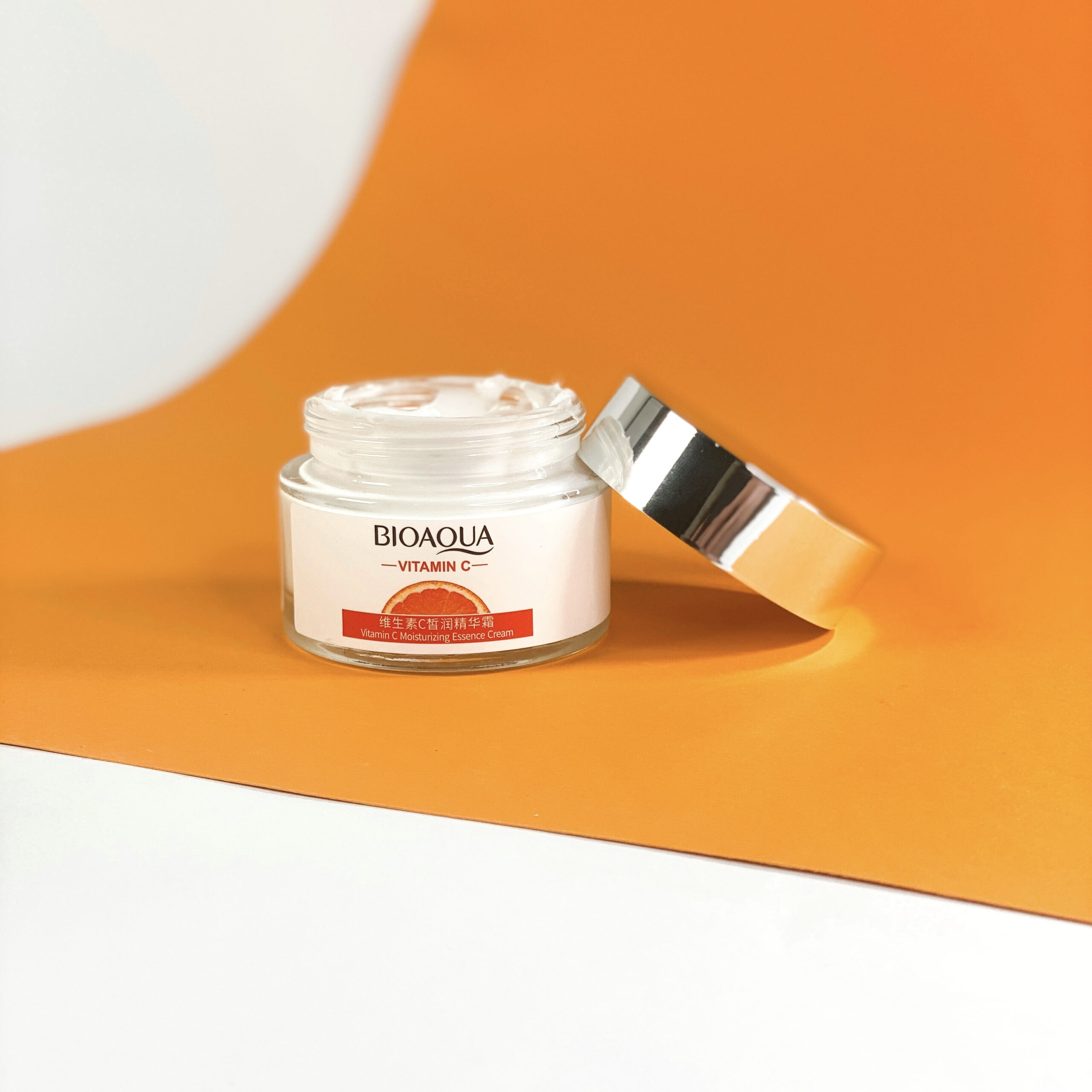Крем для обличчя з вітаміном С Bioaqua Vitamin C Moisturizing Essence Cream