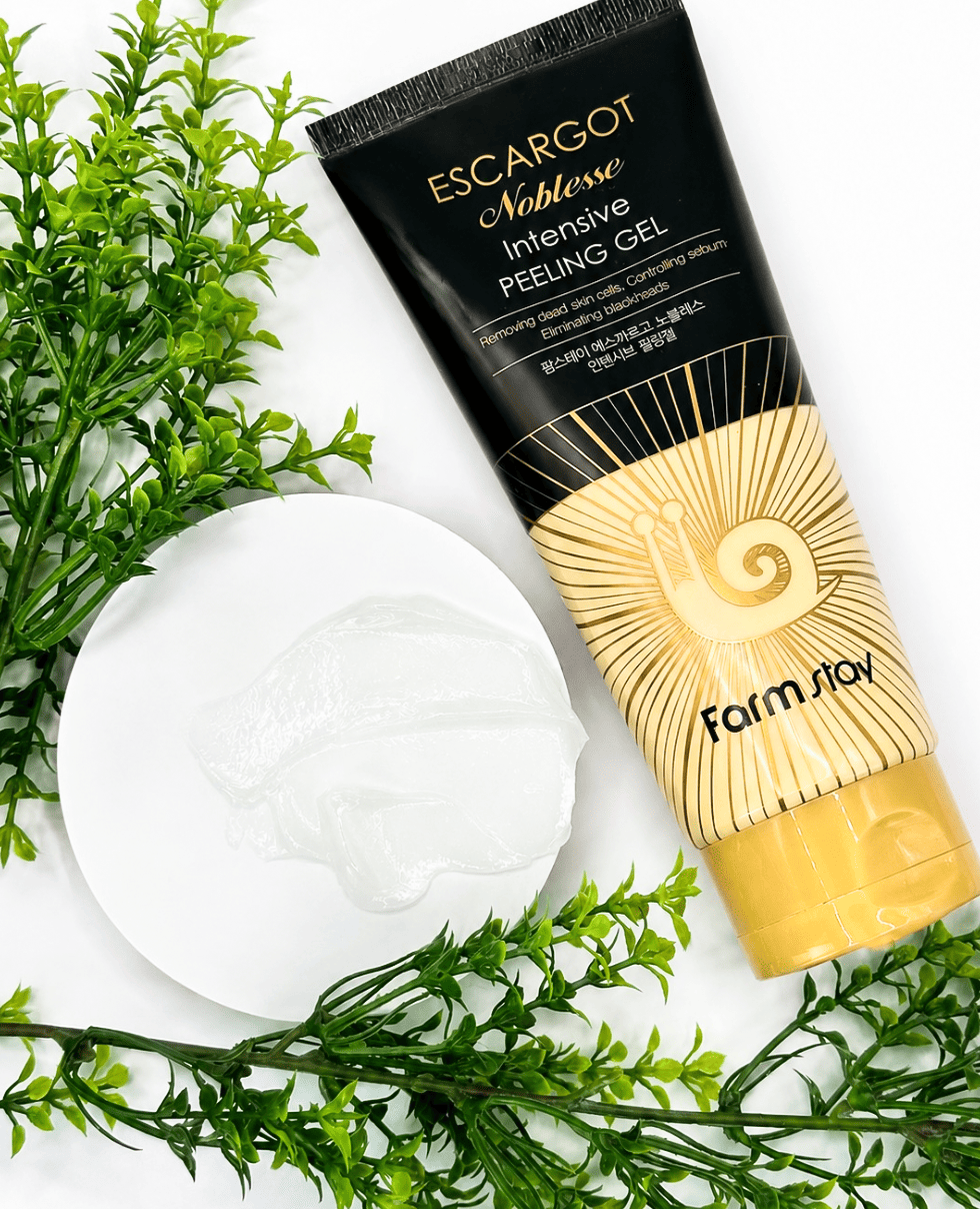 Пилинг-гель с муцином королевской улитки Farm Stay Escargot Noblesse Intensive Peeling Gel