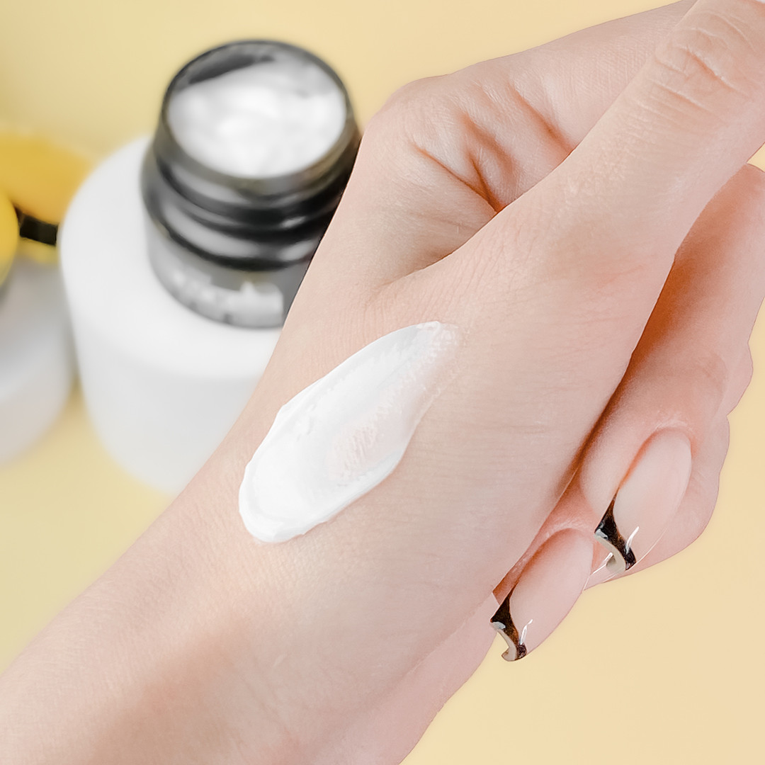 Крем для обличчя з муцином чорного равлика Farm Stay All-In-One Black Snail Cream
