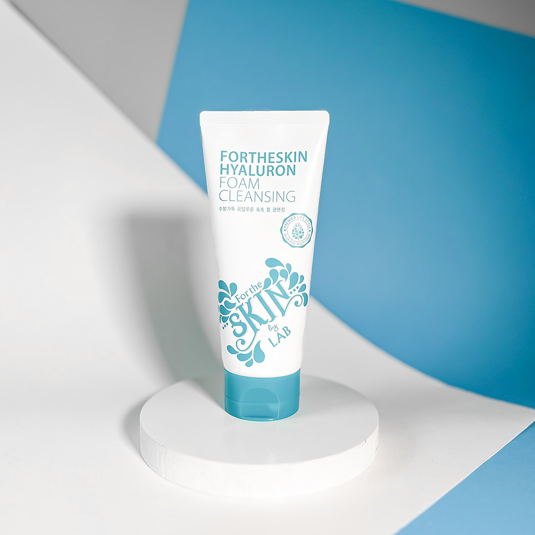 Пенка для умывания с гиалуроновой кислотой FORTHESKIN Hyaluron Foam Cleansing