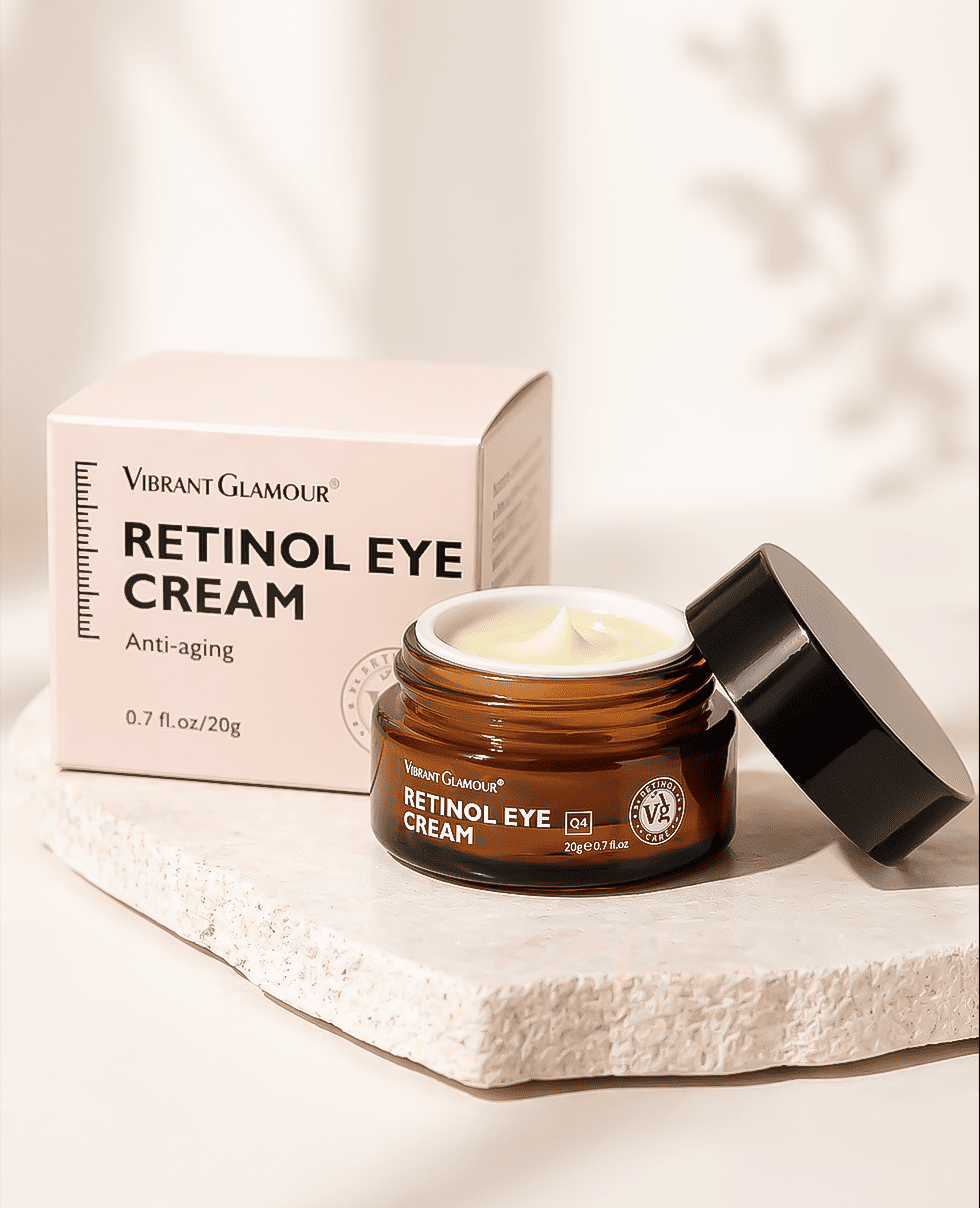 Крем вокруг глаз с ретинолом Vibrant Glamour Retinol Eye Cream