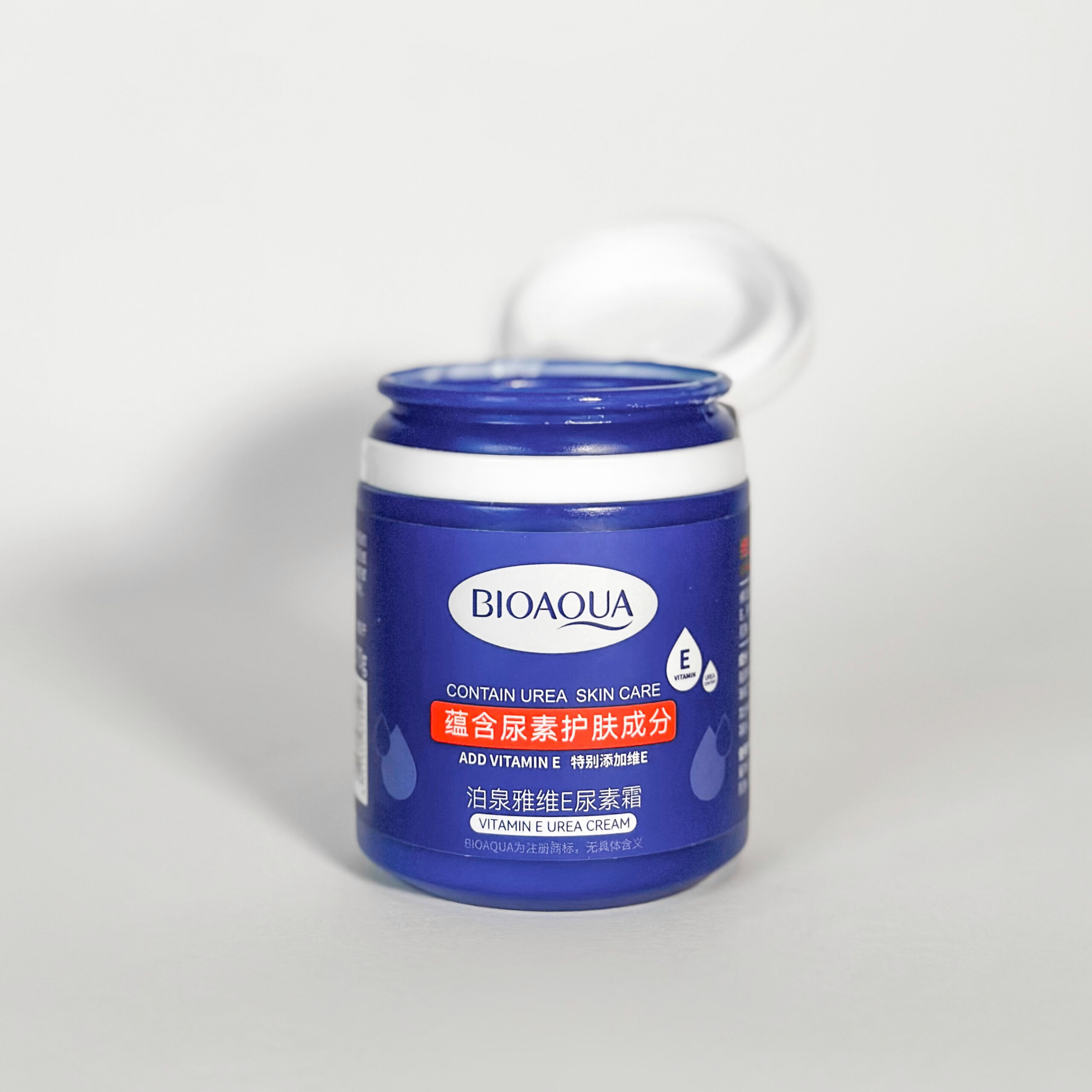 Крем для тіла з вітаміном Е і сечовиною Bioaqua Vitamin E Urea Cream