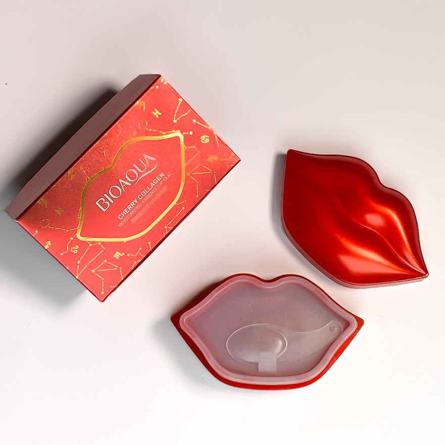 Патчі для губ з екстрактом вишні і колагеном Bioaqua Cherry Collagen Moisturizing Essence Lip Film