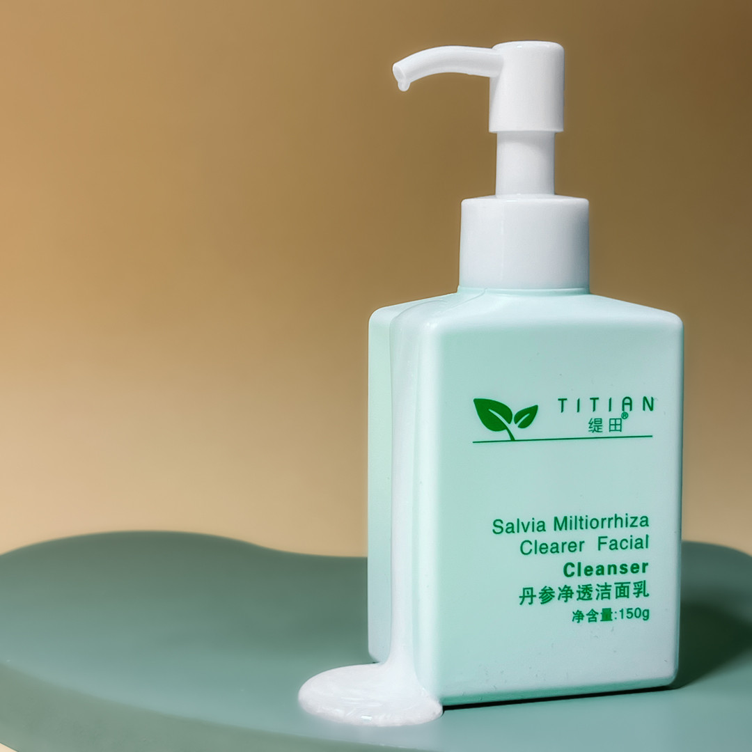 Молочко для очищения кожи и снятия макияжа с экстрактом шалфея Titian Salvia Miltiorrhiza Clearer Facial Cleanser
