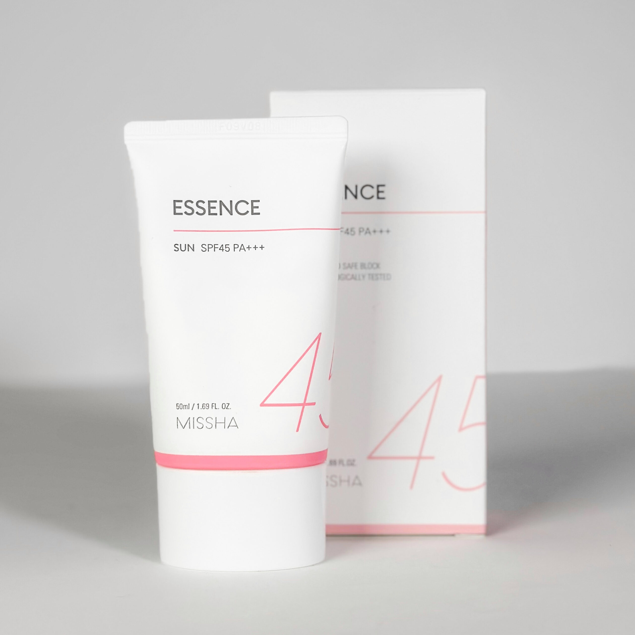 Солнцезащитная эссенция Missha All Around Safe Block Essence Sun SPF 45/PA +++