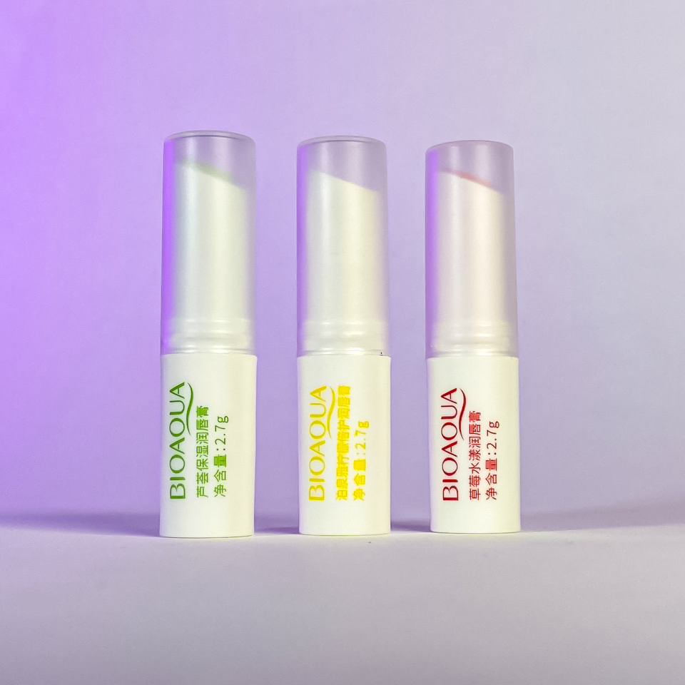Бальзам для губ с клубникой Bioaqua Strawberry Rippling Lip Balm