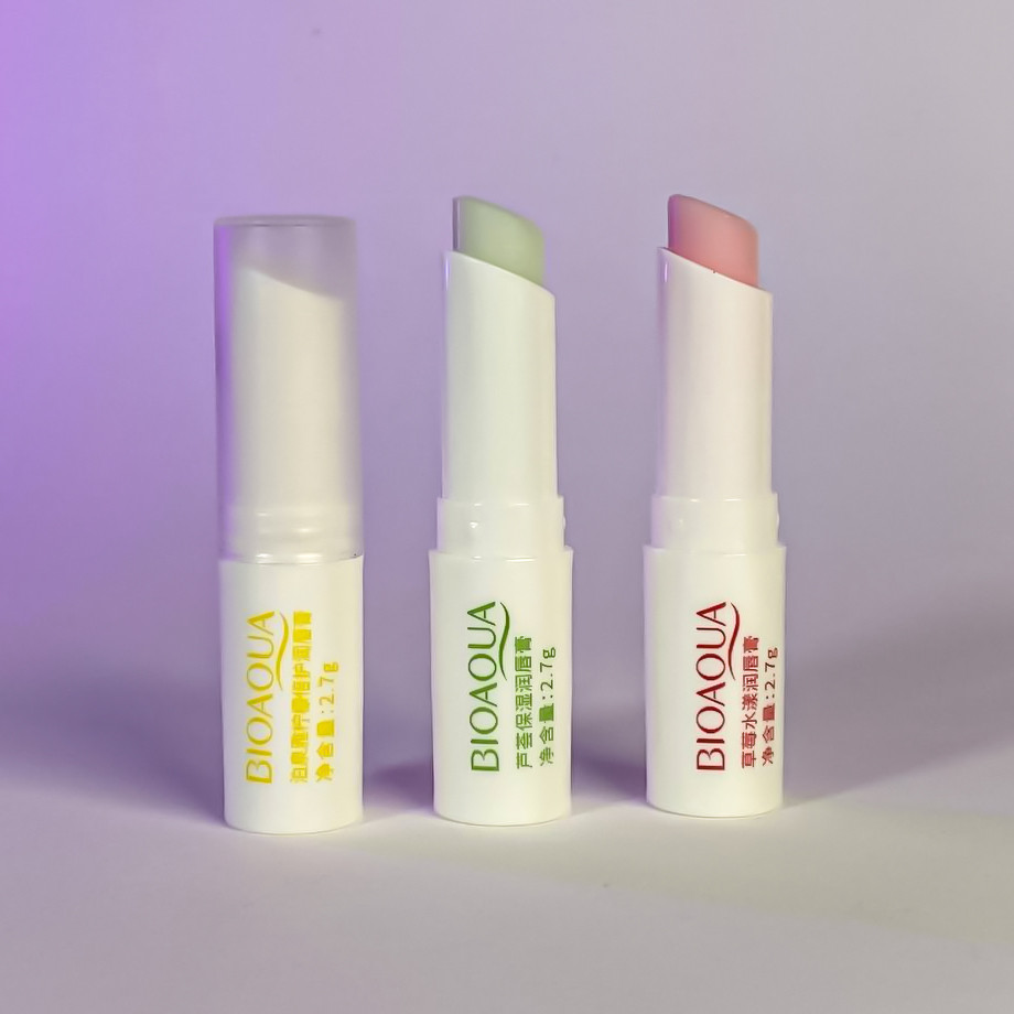 Бальзам для губ с клубникой Bioaqua Strawberry Rippling Lip Balm