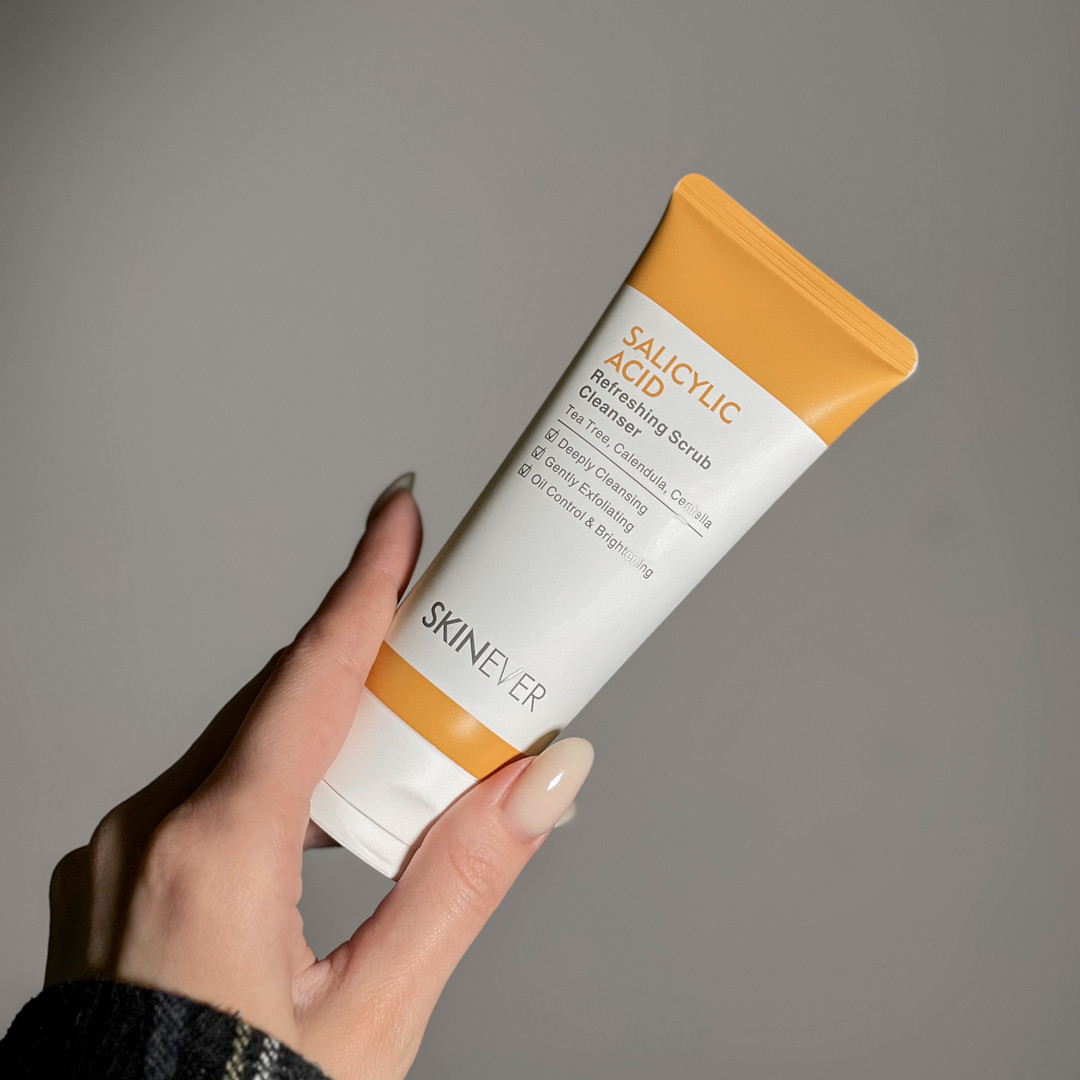 Пінка для вмивання із саліциловою кислотою  SKINEVER Salicylic Acid Refreshing Scrub Cleanser