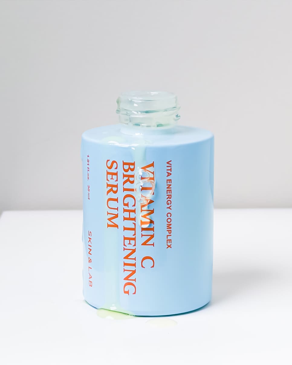 Осветляющая сыворотка с витамином С Skin&Lab Vitamin C Brightening Serum
