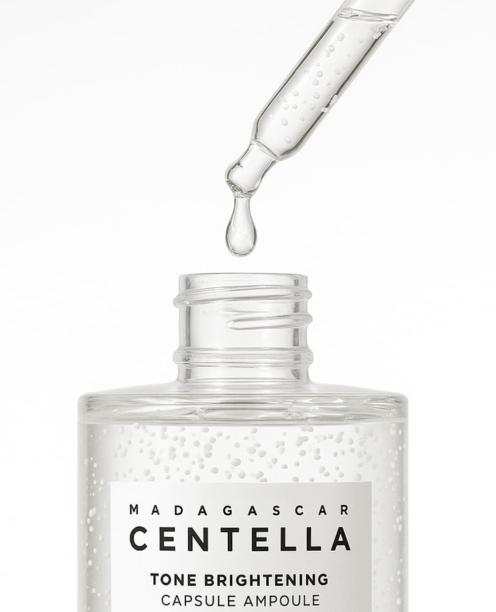 Осветляющая сыворотка Skin1004 Madagascar Centella Tone Brightening Capsule Ampoule