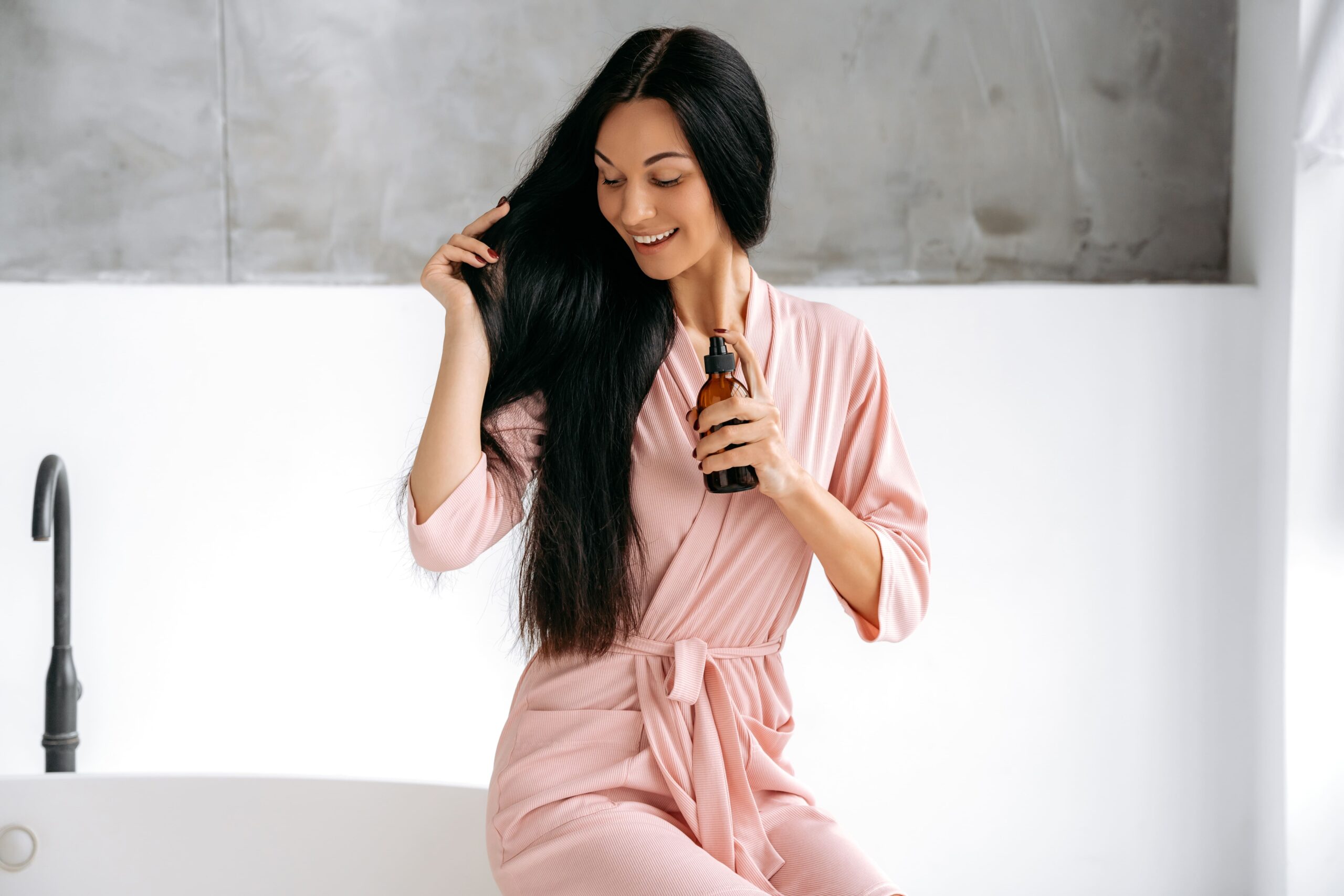 Термозахист для волосся: як захистити кучері при укладанні