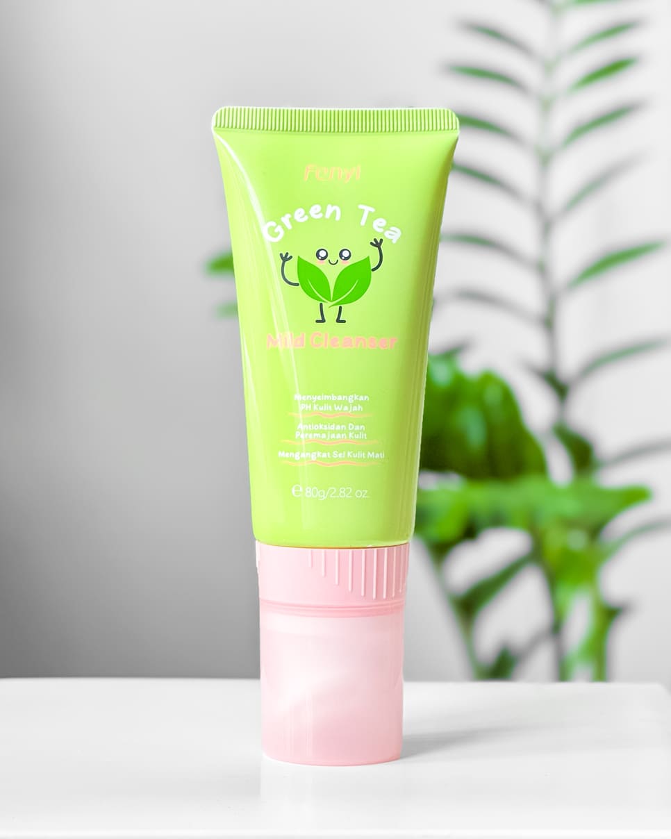 Пінка для вмивання із зеленим чаєм Fenyi Green Tea Mild Cleanser