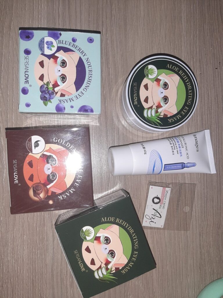Гидрогелевые патчи с алоэ вера SERSAN LOVE Aloe Rehydrating Eye Mask