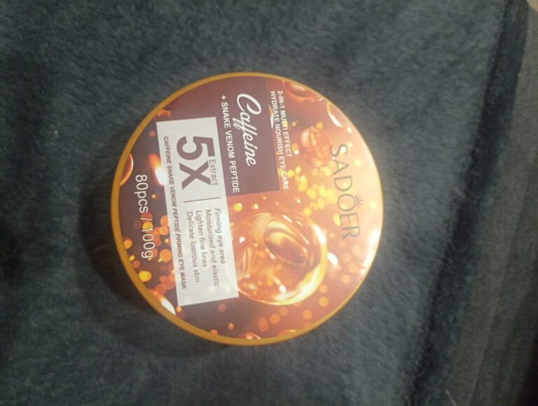 Гідрогелеві патчі зі зміїною отрутою та кофеїном Sadoer Caffeine Snake Venom Peptide Firmihg Eye Mask