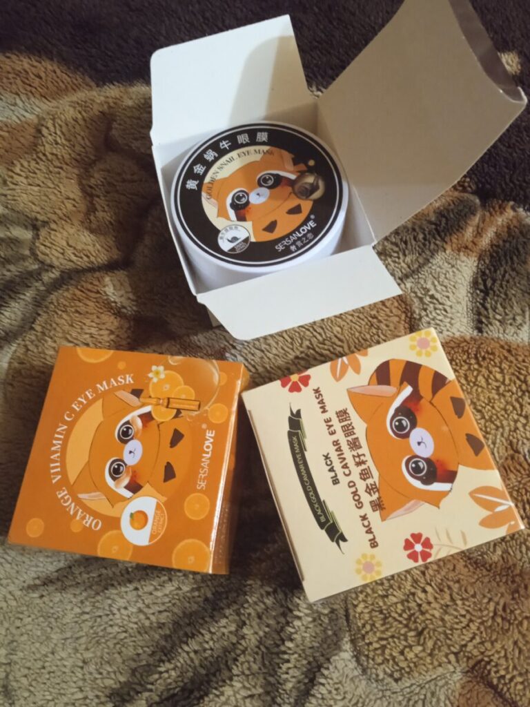 Гідрогелеві патчі з муцином равлика SERSAN LOVE Golden Snail Eye Mask
